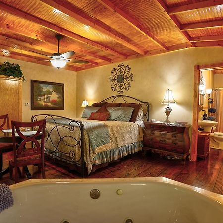 Bed And Breakfast On White Rock Creek Waco Buitenkant foto