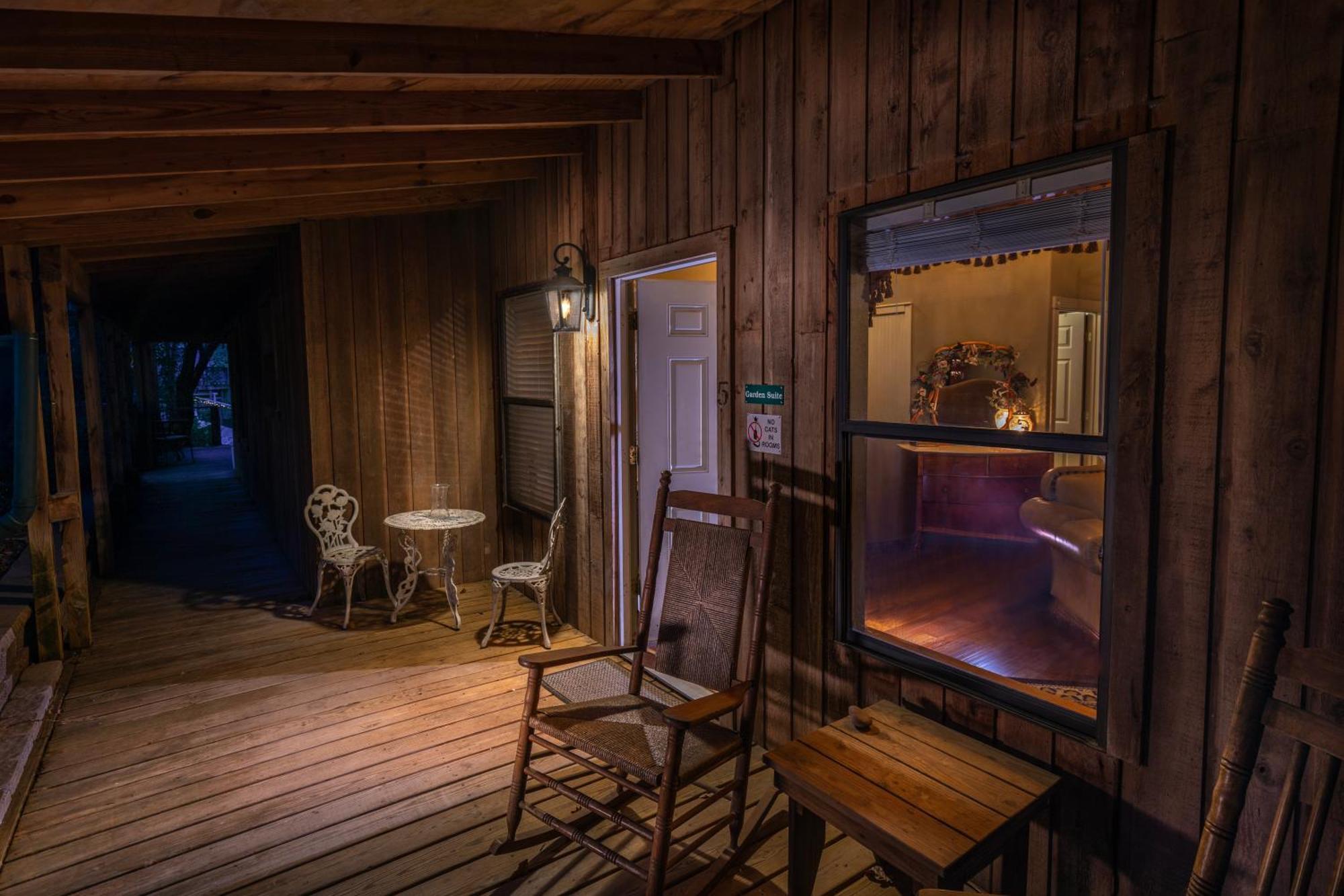 Bed And Breakfast On White Rock Creek Waco Buitenkant foto