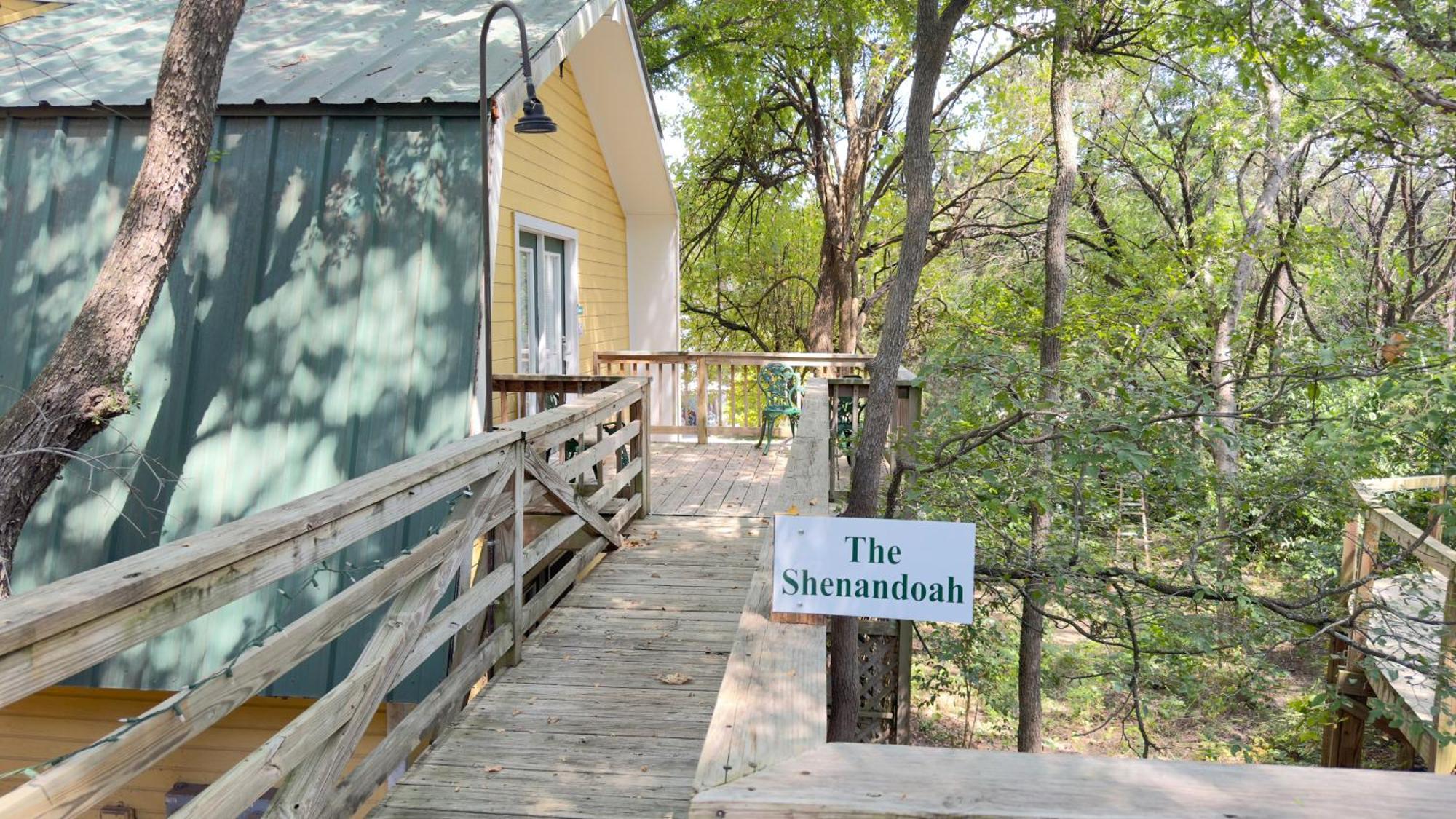 Bed And Breakfast On White Rock Creek Waco Buitenkant foto