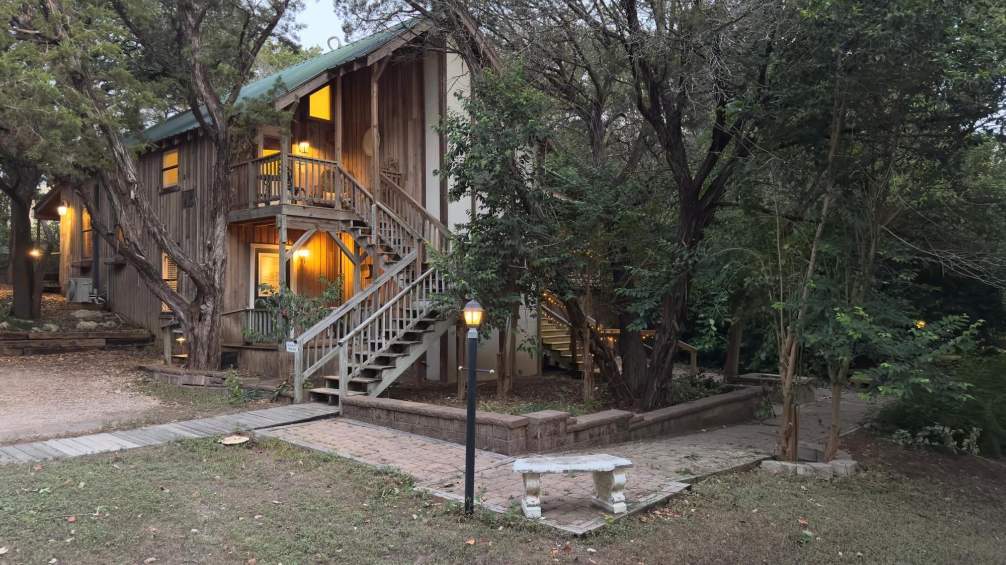 Bed And Breakfast On White Rock Creek Waco Buitenkant foto