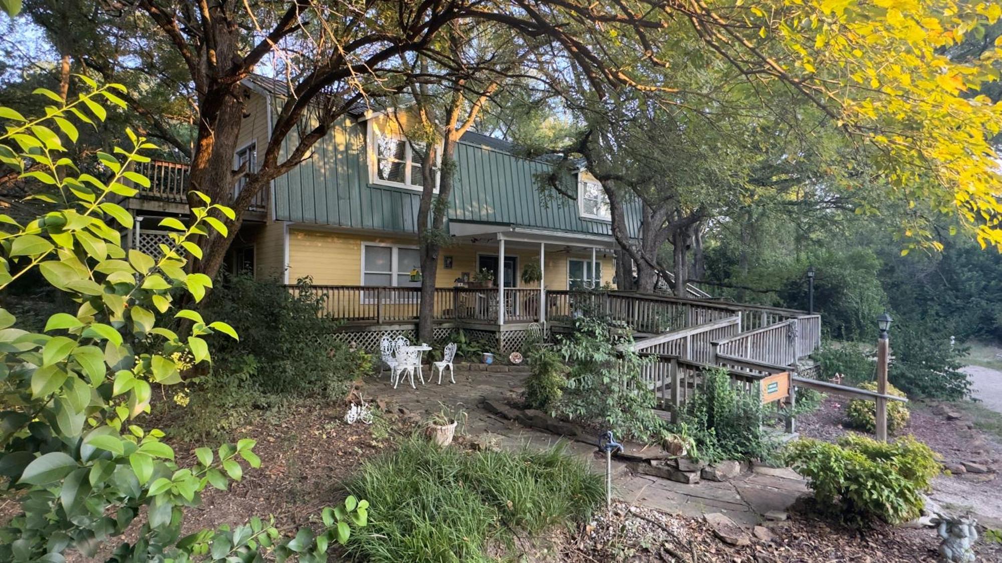 Bed And Breakfast On White Rock Creek Waco Buitenkant foto
