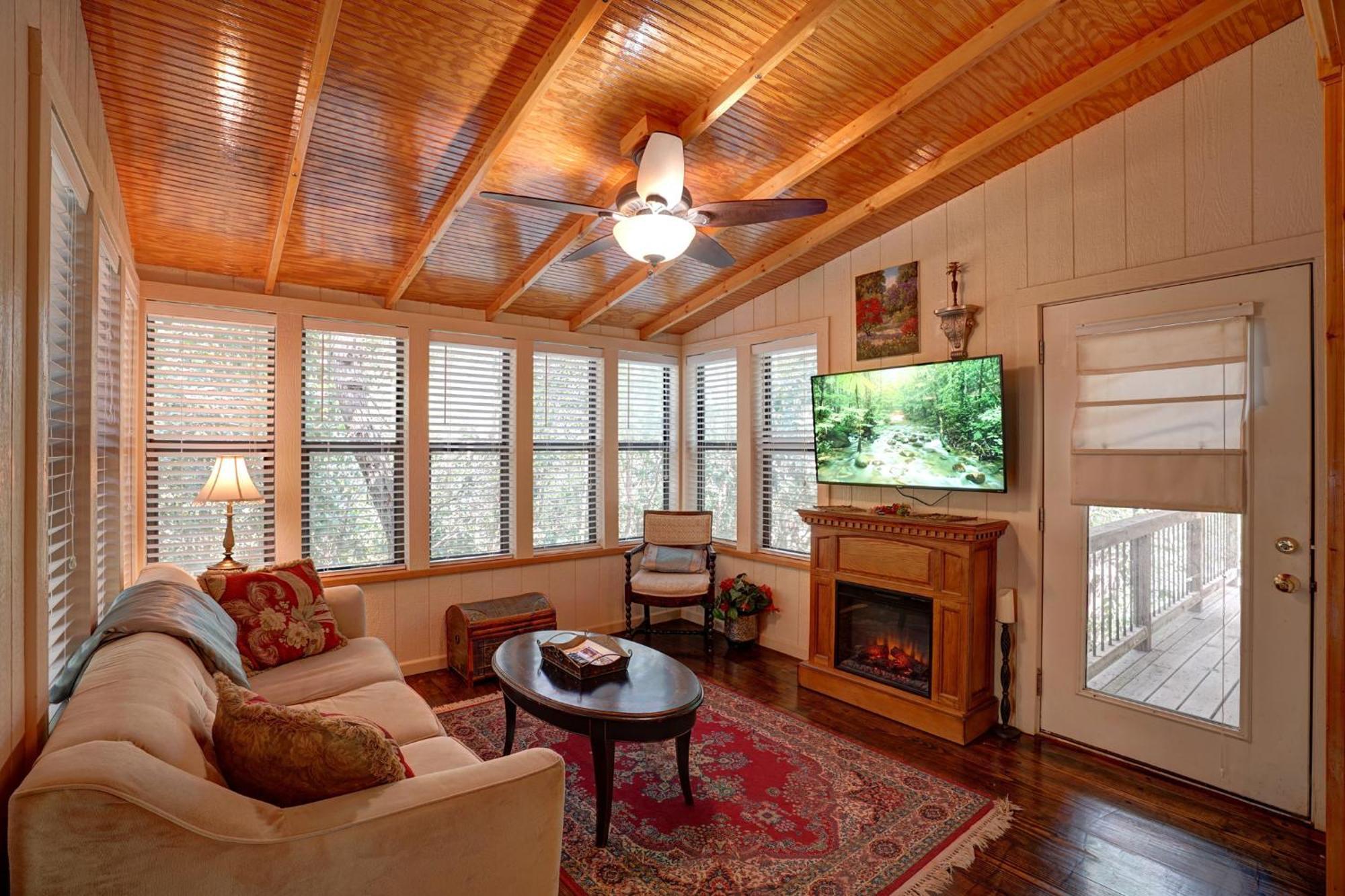 Bed And Breakfast On White Rock Creek Waco Buitenkant foto