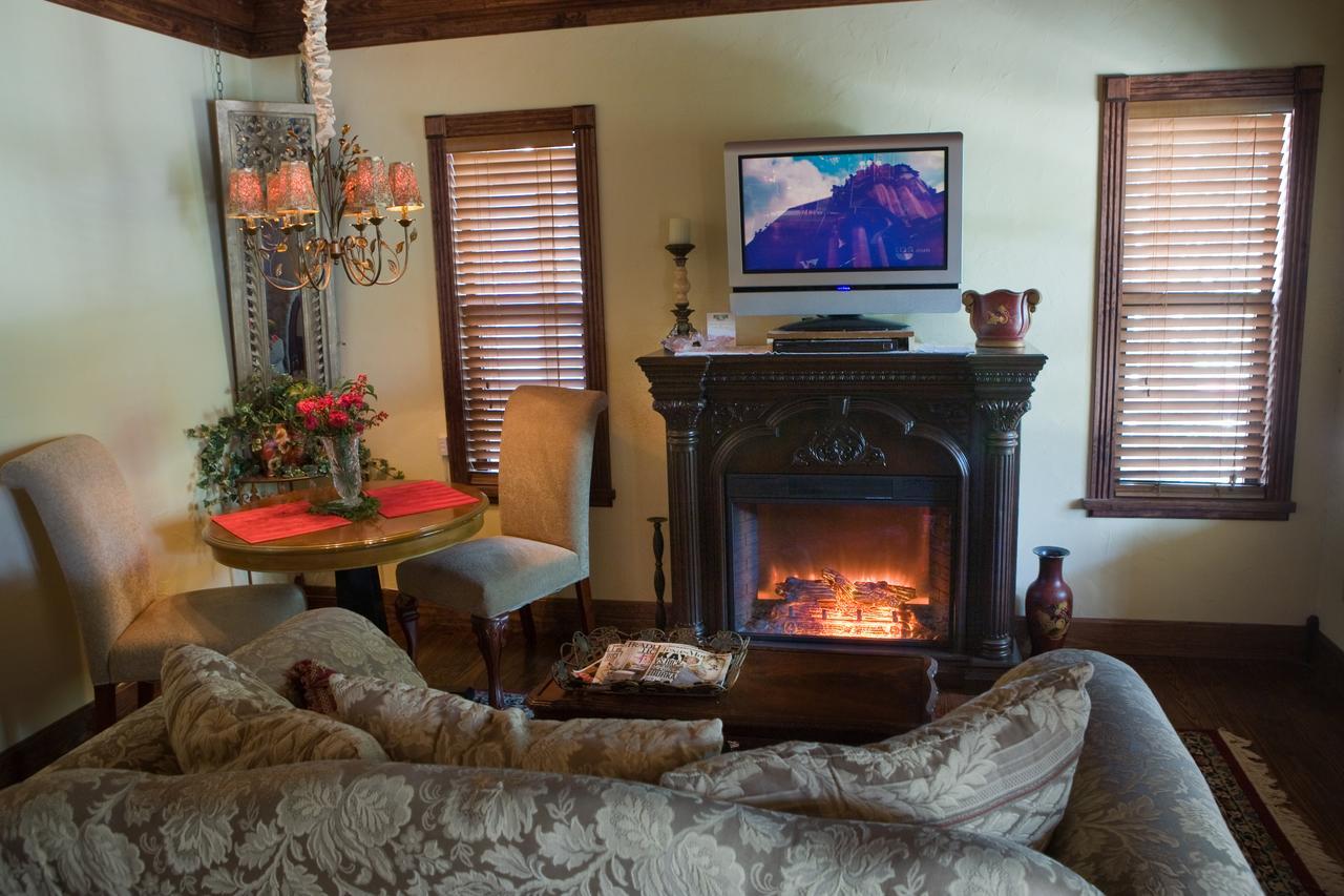 Bed And Breakfast On White Rock Creek Waco Buitenkant foto