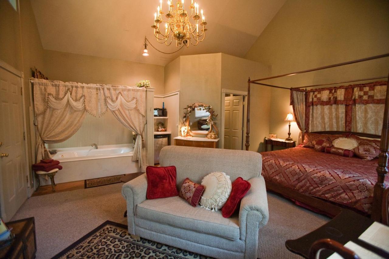 Bed And Breakfast On White Rock Creek Waco Buitenkant foto